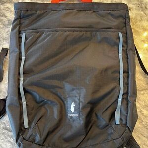 Cotopaxi Todo 16L Convertible Tote Backpack - Cada Día Black